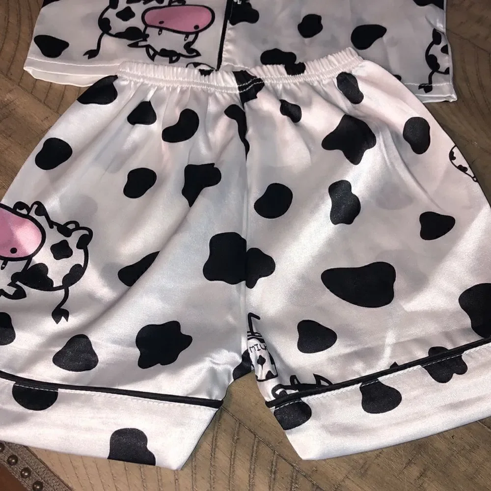Moo 🐮 cow 🐄 Comfy Costume, sleep 😴 wear or playtime Soft poly stretch spandex
